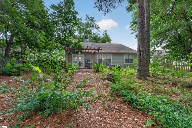 626 Thornbird Circle, Boiling Springs, SC 29316