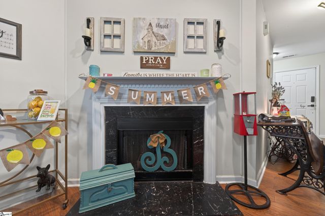 626 Thornbird Circle, Boiling Springs, SC 29316