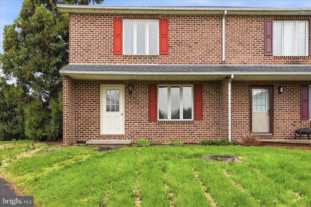 334 STONEGATE COURT, Chambersburg, PA 17201