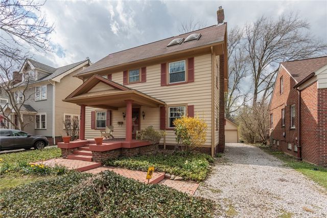 1550 Rydalmount Road, Cleveland Heights, OH 44118