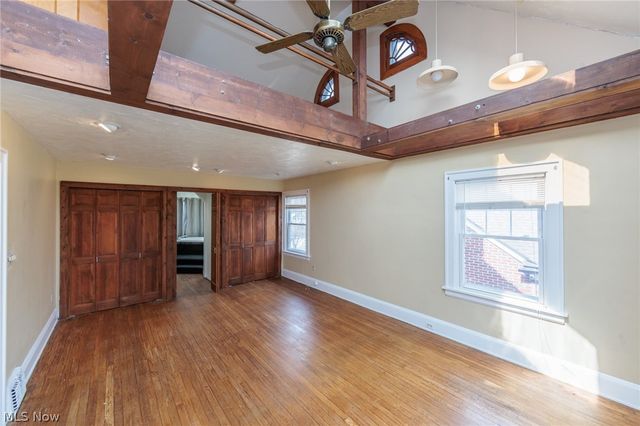 1550 Rydalmount Road, Cleveland Heights, OH 44118