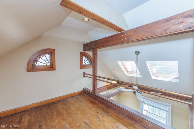 1550 Rydalmount Road, Cleveland Heights, OH 44118