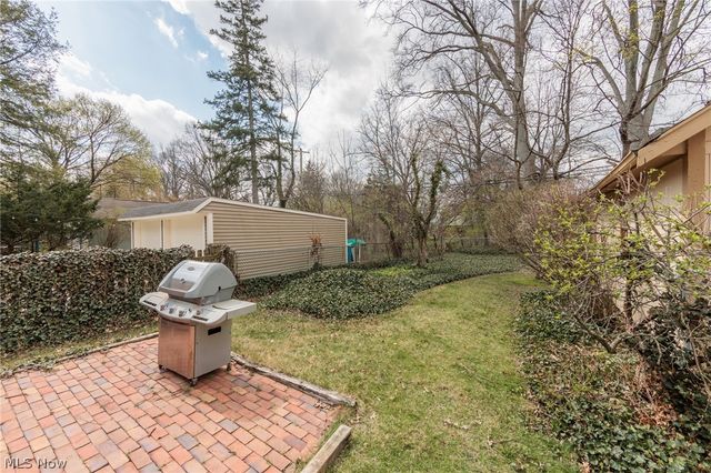 1550 Rydalmount Road, Cleveland Heights, OH 44118