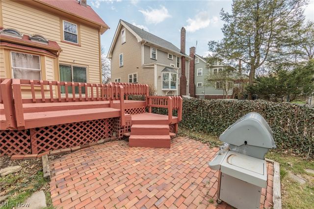 1550 Rydalmount Road, Cleveland Heights, OH 44118