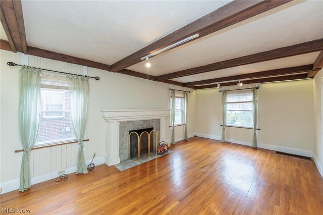 1550 Rydalmount Road, Cleveland Heights, OH 44118