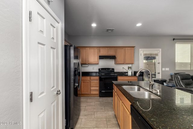 2419 N 73RD Lane, Phoenix, AZ 85035