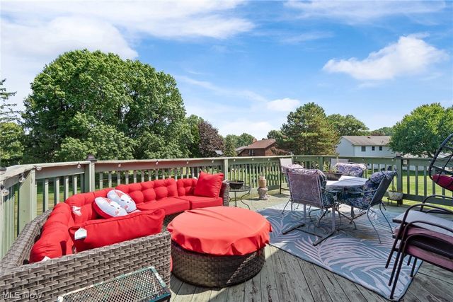 3741 Muirfield Drive, Uniontown, OH 44685