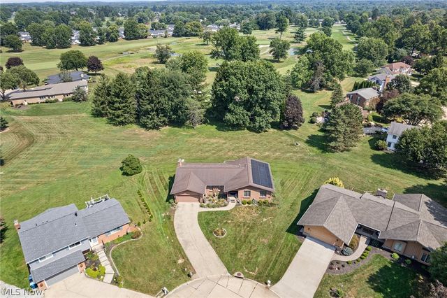 3741 Muirfield Drive, Uniontown, OH 44685