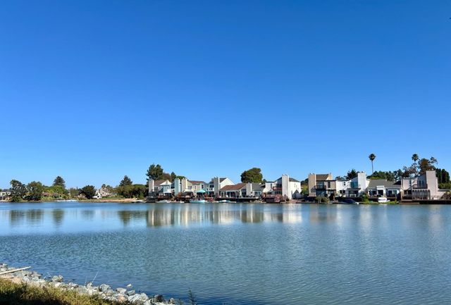 69 Cove Lane, Redwood City, CA 94065