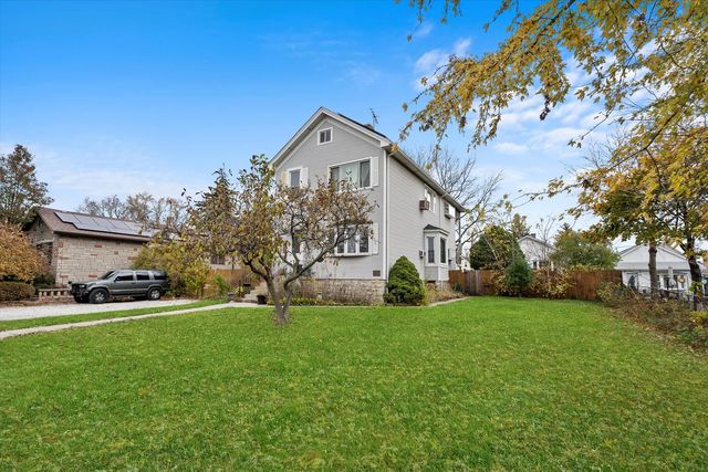 940 Troost Avenue, Forest Park, IL 60130