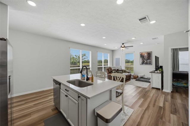 148 Austin Road, Angleton, TX 77515