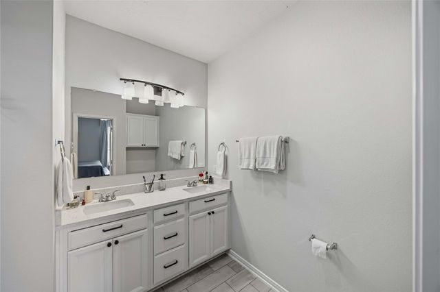 148 Austin Road, Angleton, TX 77515