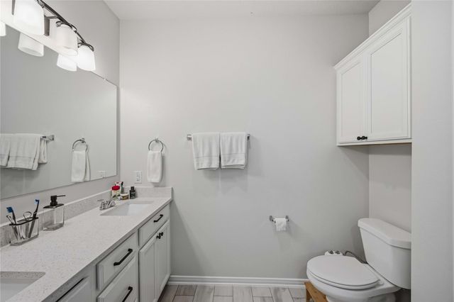 148 Austin Road, Angleton, TX 77515