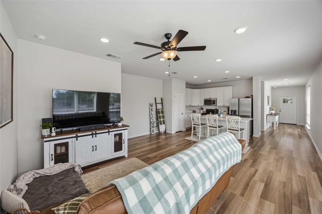 148 Austin Road, Angleton, TX 77515