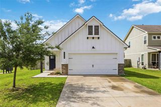 148 Austin Road, Angleton, TX 77515