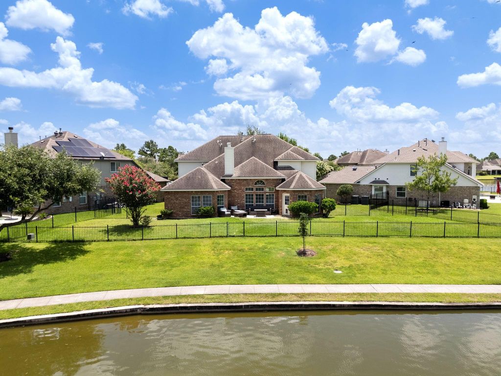 29907 Adobe Falls Drive, Spring, TX 77386