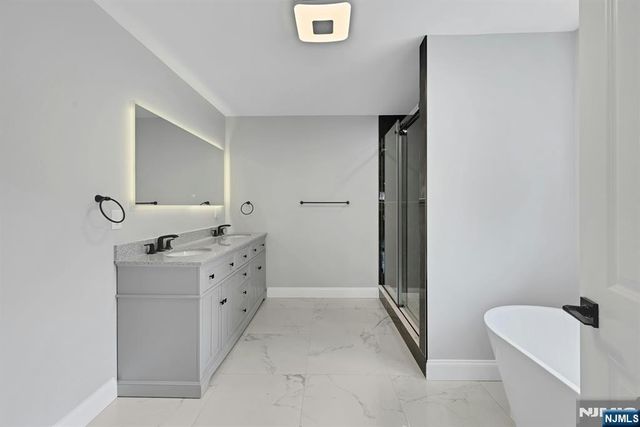 15 Seminole, Par-troy Hills Twp., NJ 07034