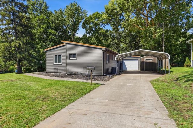 504 S Thornton Street, Richmond, MO 64085