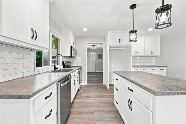 504 S Thornton Street, Richmond, MO 64085