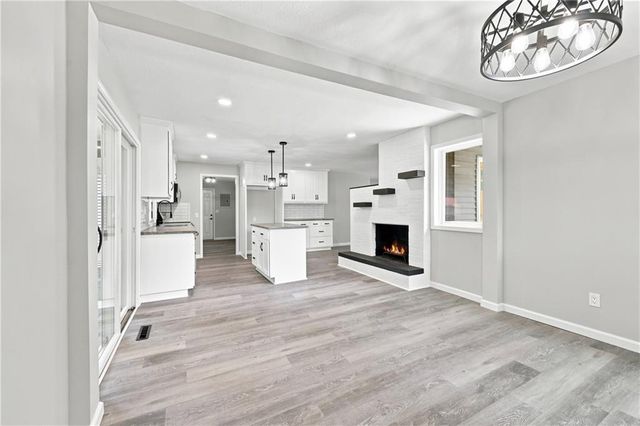 504 S Thornton Street, Richmond, MO 64085