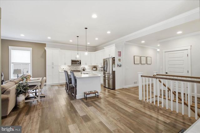 1813 EMERALD WAY, Mount Joy, PA 17552