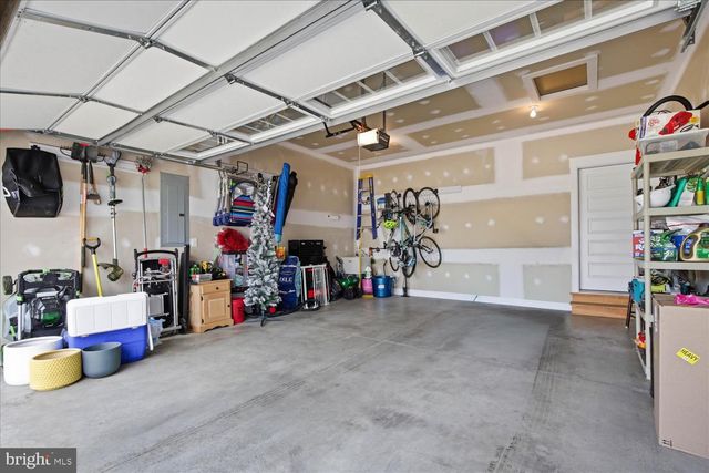 1813 EMERALD WAY, Mount Joy, PA 17552