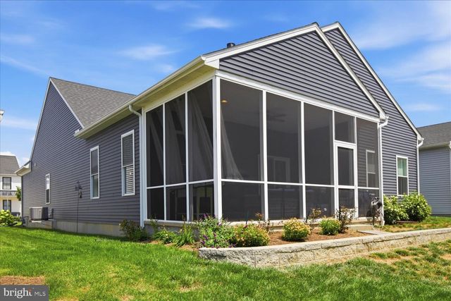 1813 EMERALD WAY, Mount Joy, PA 17552