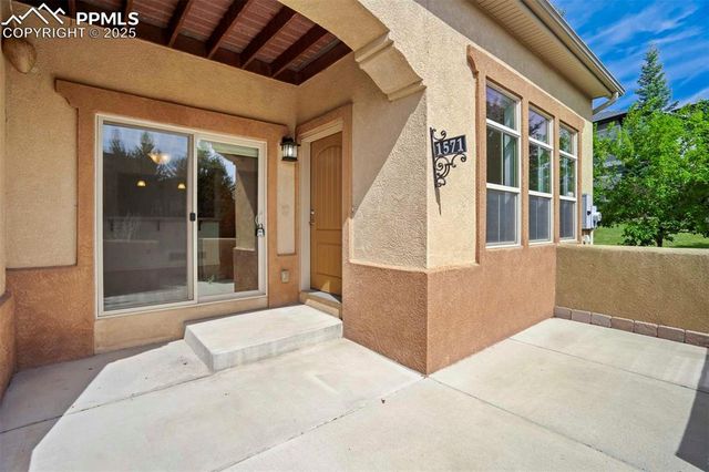 1571 Promontory Bluff View, Colorado Springs, CO 80921