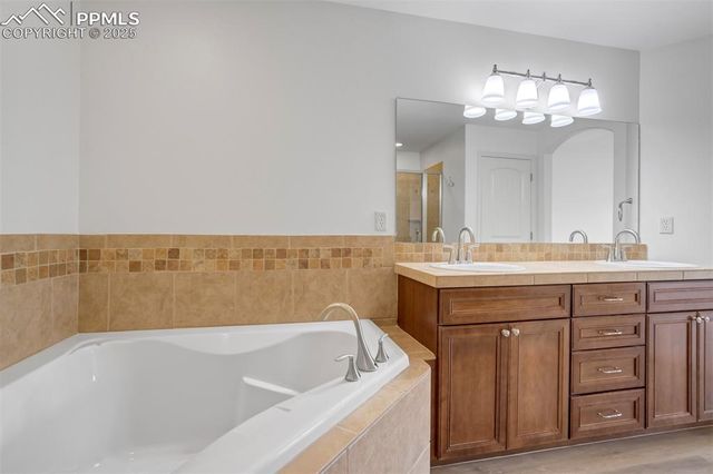 1571 Promontory Bluff View, Colorado Springs, CO 80921