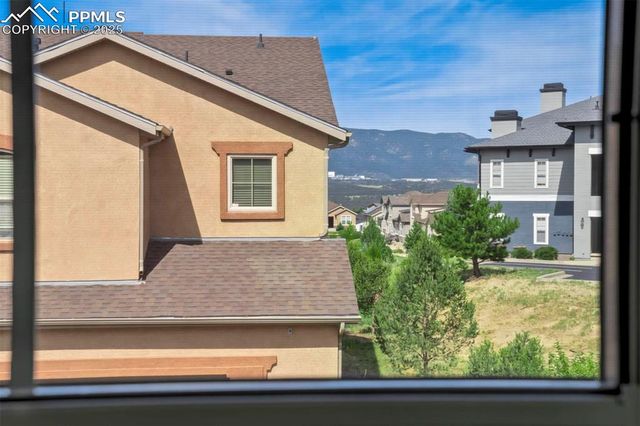 1571 Promontory Bluff View, Colorado Springs, CO 80921