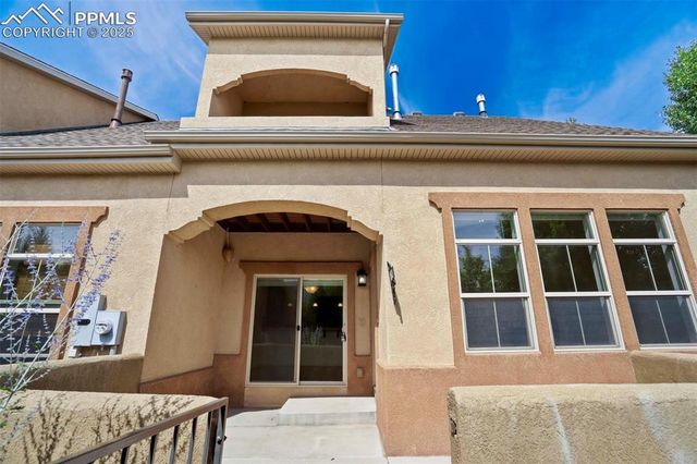 1571 Promontory Bluff View, Colorado Springs, CO 80921