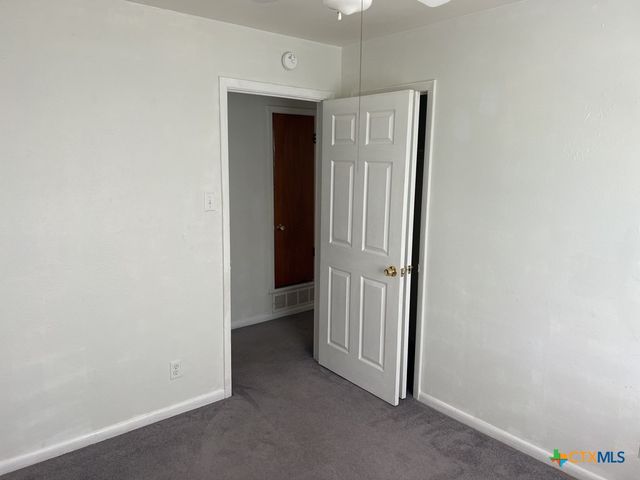 303 Ridge Street, Copperas Cove, TX 76522