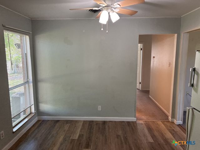 303 Ridge Street, Copperas Cove, TX 76522