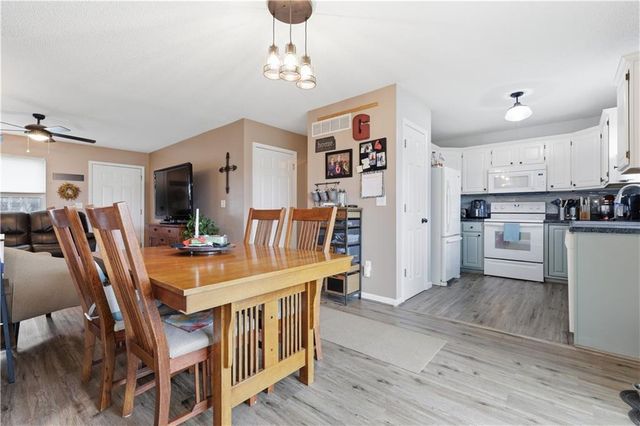 1304 S 5th Street E, Louisburg, KS 66053