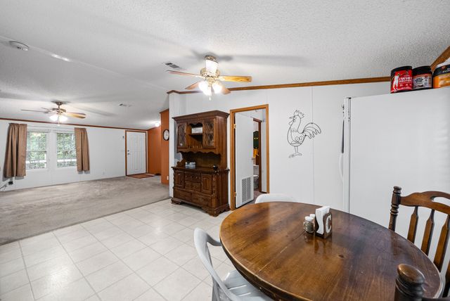 1266 Darbytown Rd, Hohenwald, TN 38462