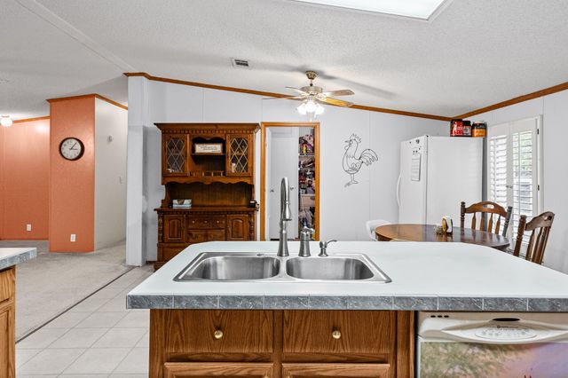 1266 Darbytown Rd, Hohenwald, TN 38462
