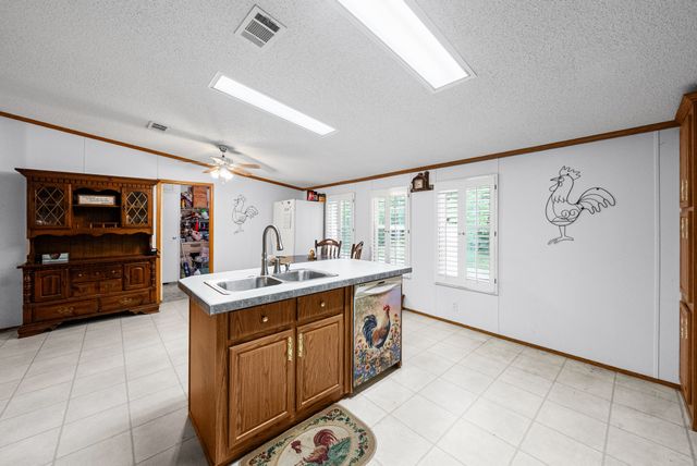 1266 Darbytown Rd, Hohenwald, TN 38462