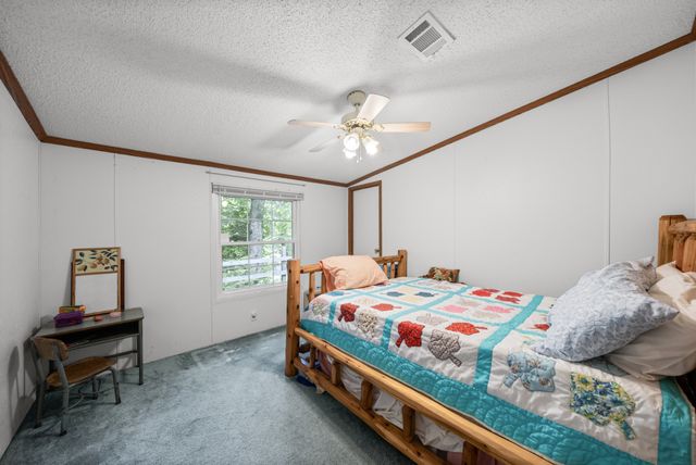 1266 Darbytown Rd, Hohenwald, TN 38462