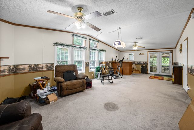 1266 Darbytown Rd, Hohenwald, TN 38462