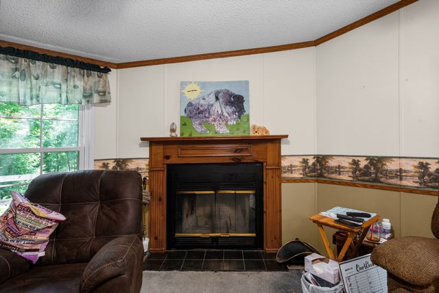 1266 Darbytown Rd, Hohenwald, TN 38462