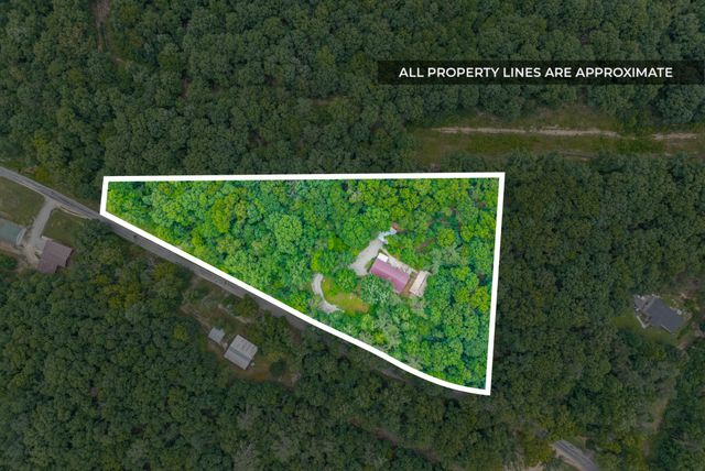 1266 Darbytown Rd, Hohenwald, TN 38462