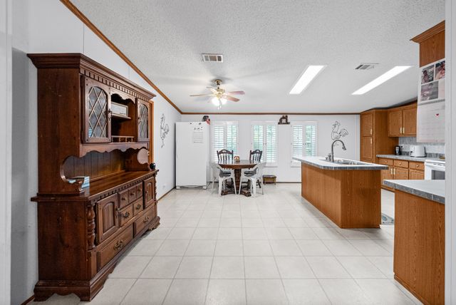 1266 Darbytown Rd, Hohenwald, TN 38462