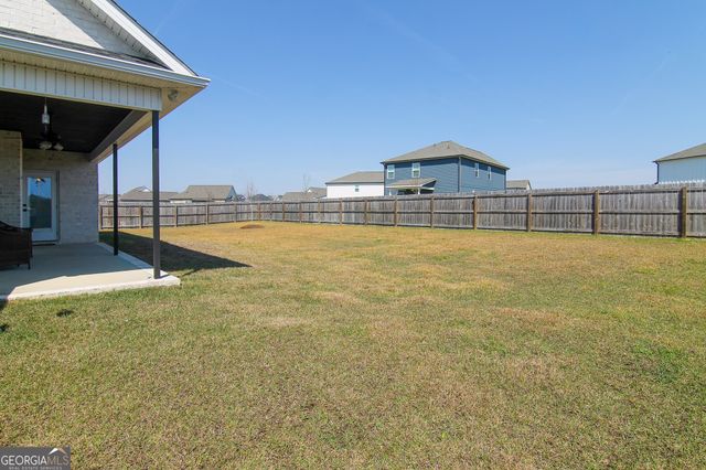 207 Old Hollow Way, Kathleen, GA 31047