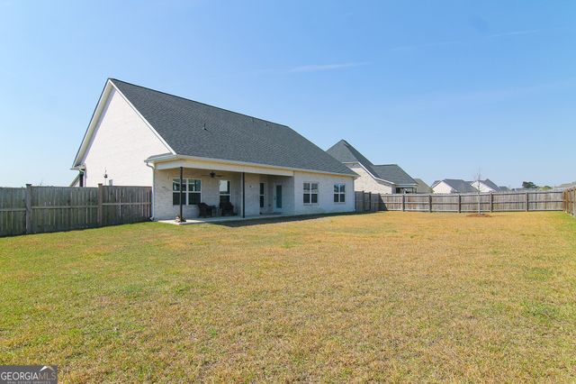207 Old Hollow Way, Kathleen, GA 31047
