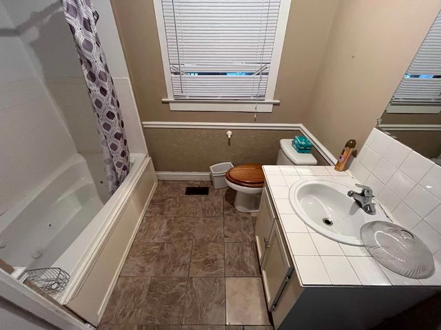 2068 Union Hwy, Gaffney, SC 29340