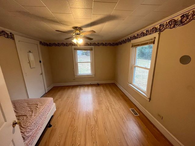 2068 Union Hwy, Gaffney, SC 29340