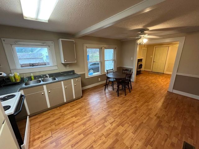 2068 Union Hwy, Gaffney, SC 29340