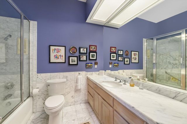 529 Buckeye TRL, West Lake Hills, TX 78746