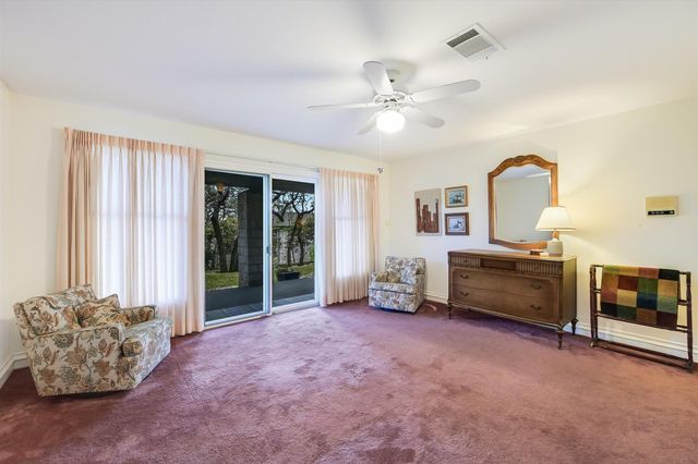 529 Buckeye TRL, West Lake Hills, TX 78746