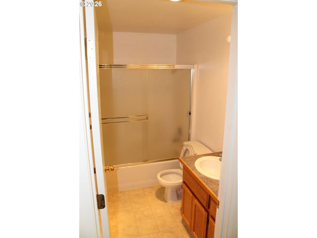 2120 Nw DOUGLAS Loop, Camas, WA 98607